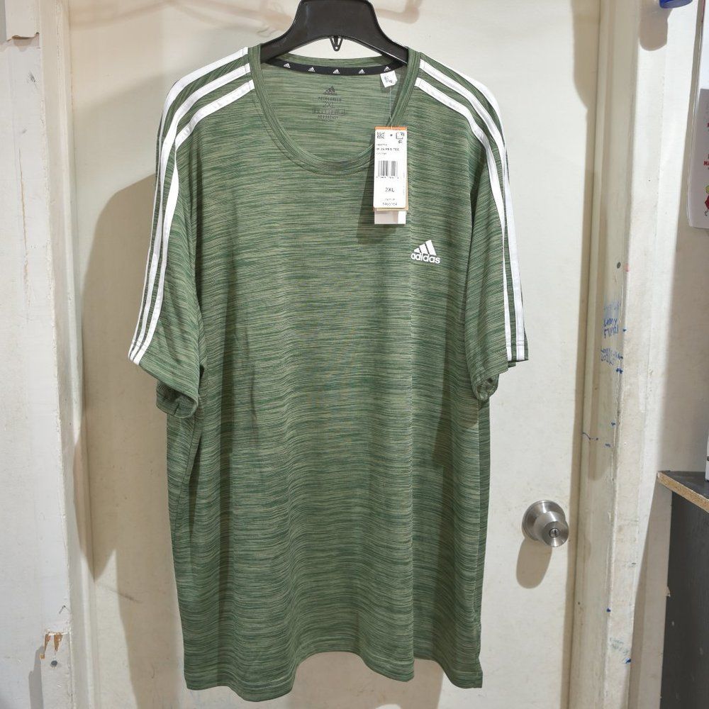 Men tech tee Adidas M L  XL‎ XXL GREEN